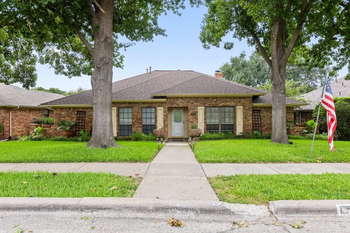 4525 Meadowview Drive, Mesquite, TX 75150 - Image #1