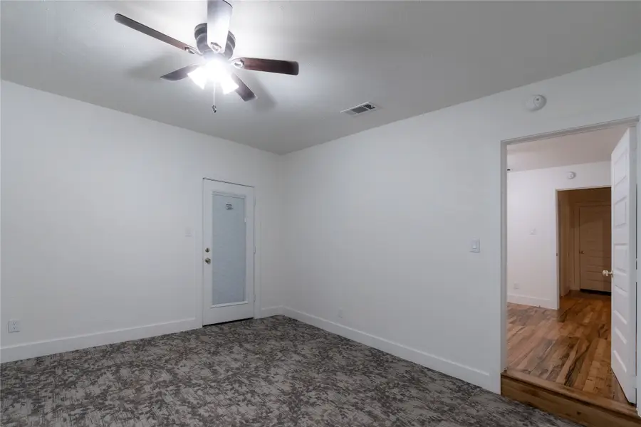 2723 Bethurum Avenue, Dallas, TX 75215 - Image #3