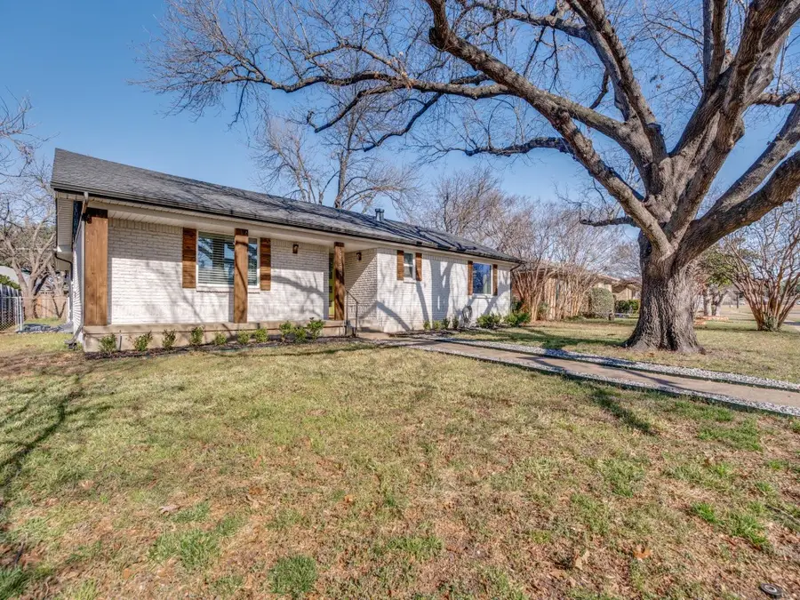 8435 Bocowood Drive, Dallas, TX 75228 - Image #2