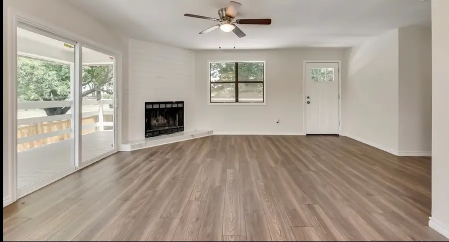 17235 Lake Ray Hubbard Drive, Forney, TX 75126 - Image #2