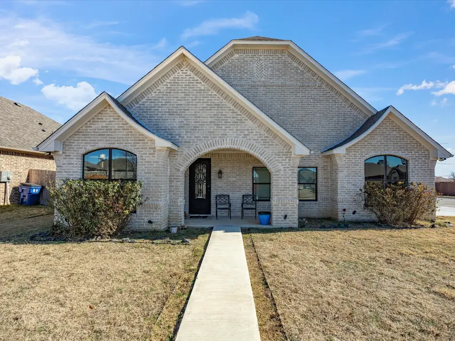 608 Timberline Drive, Bridgeport, TX 76426 - Image #2
