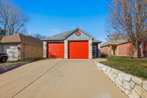 1142 Story Book Lane, Weatherford, TX 76086