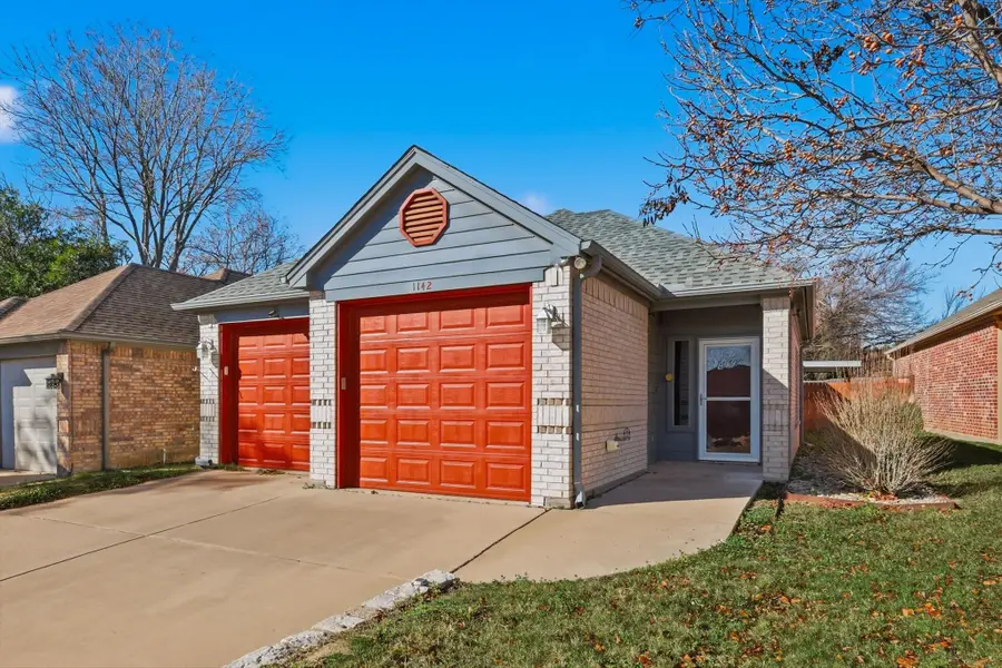 1142 Story Book Lane, Weatherford, TX 76086 - Image #3