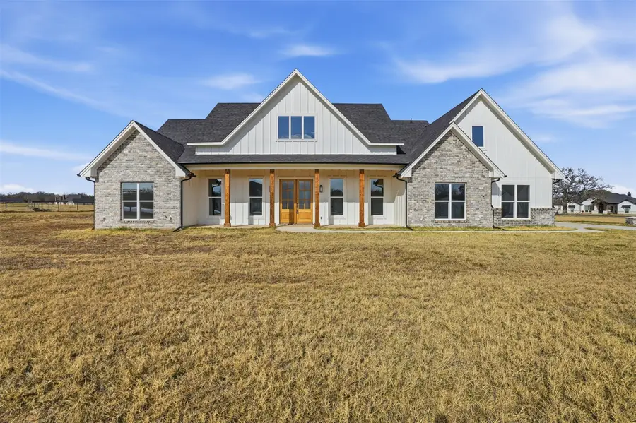 1081 Paradise Parkway, Poolville, TX 76487 - Image #2