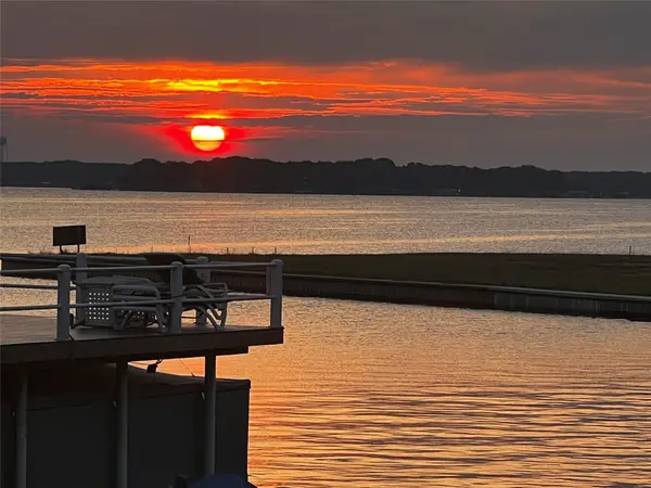 2517 Homestead Court, Tool, TX 75143