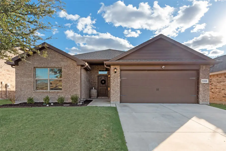 6329 Spokane Drive, Fort Worth, TX 76179 - Image #2