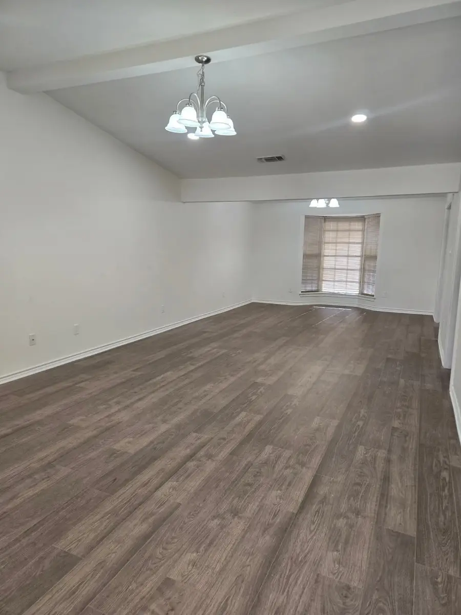 6572 Mccart Avenue, Fort Worth, TX 76133 - Image #2