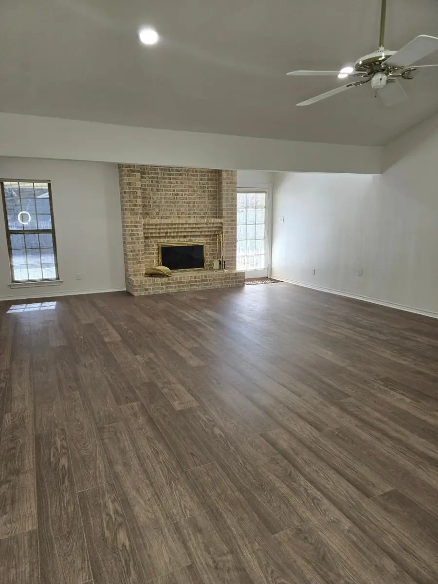 6572 Mccart Avenue, Fort Worth, TX 76133 - Image #3