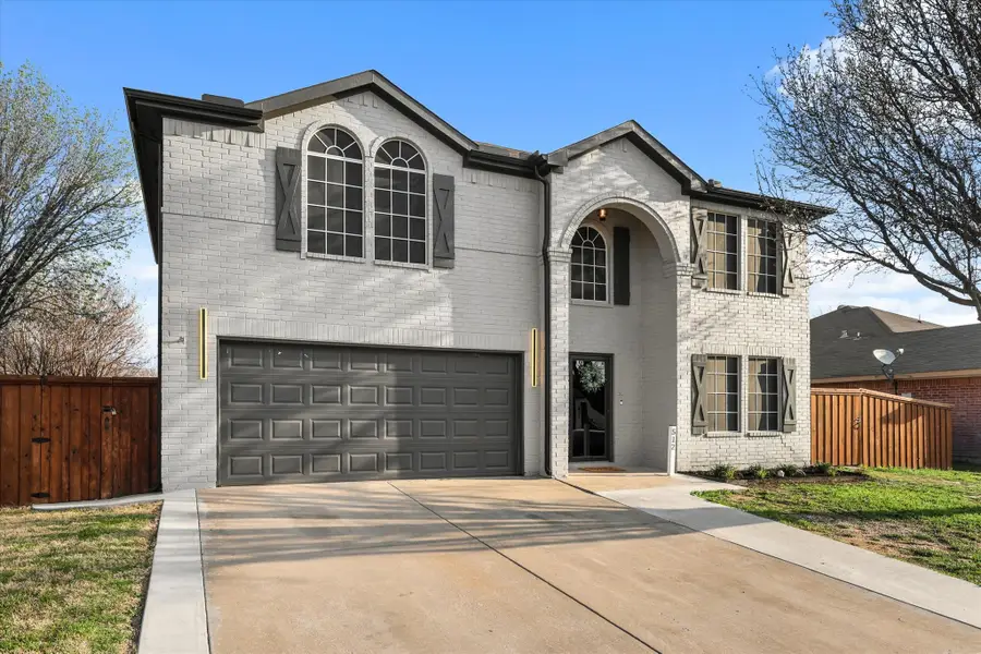 512 Ryan Street, Saginaw, TX 76179 - Image #2