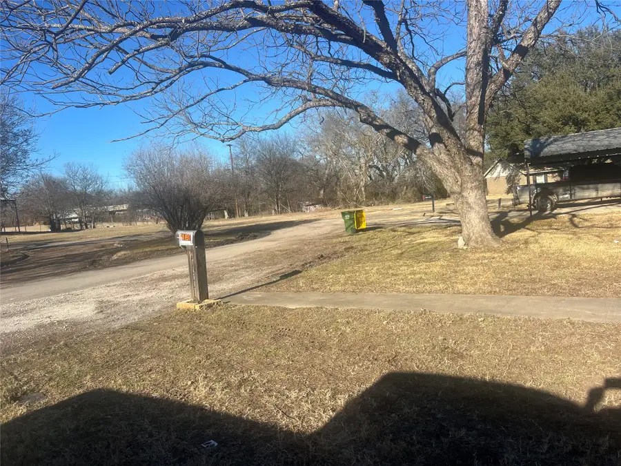 120 Mary Alice Drive, Valley Mills, TX 76689 - #2