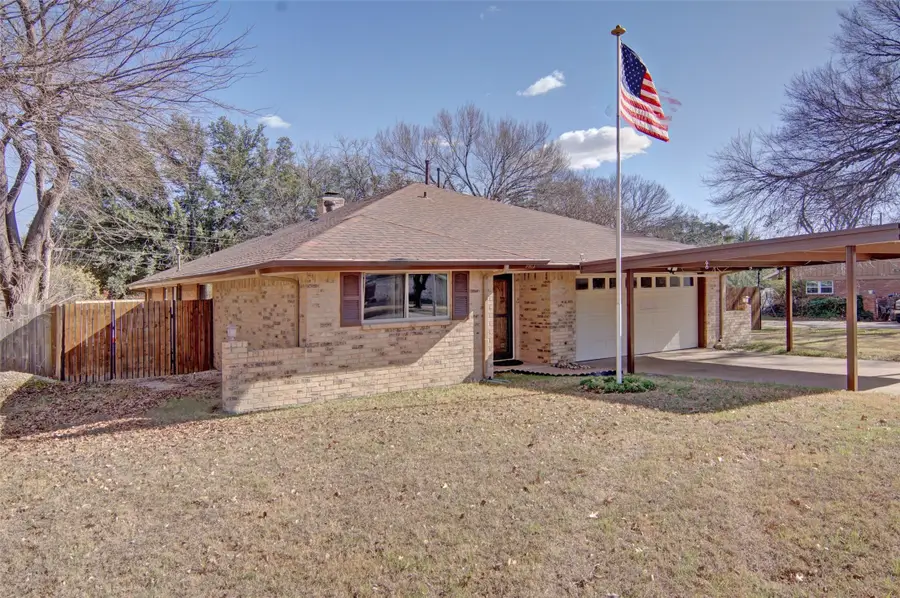3913 Linklea Drive, Aledo, TX 76008 - Image #3