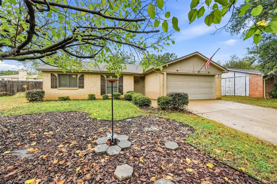 5910 Willow View Drive, Arlington, TX 76017 - Image #3