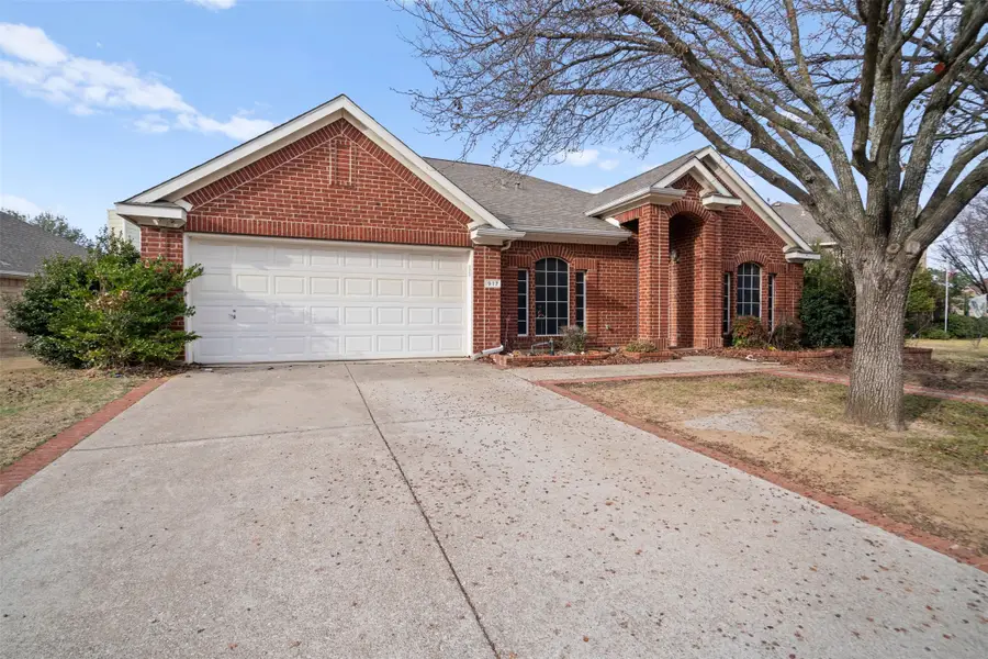 917 Circle View Lane, Denton, TX 76210 - Image #3