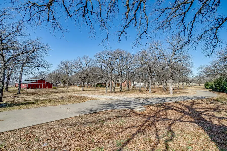 330 Madeline Lane, Burleson, TX 76028 - Image #3