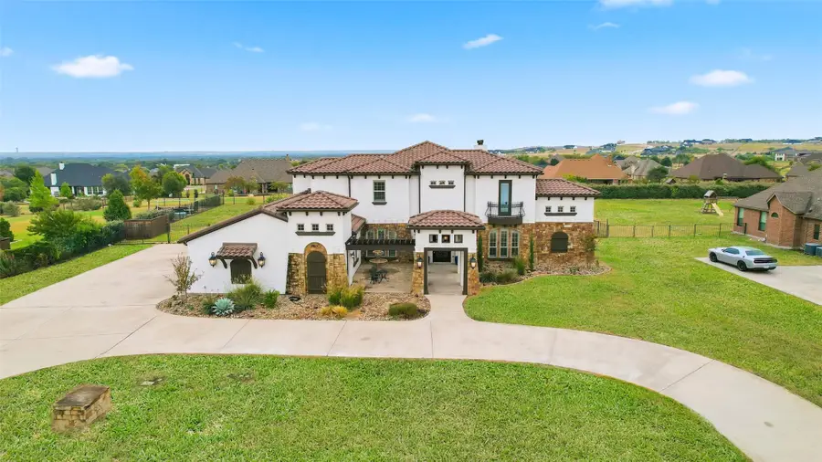 173 Creek Wood Drive, Aledo, TX 76008 - Image #3