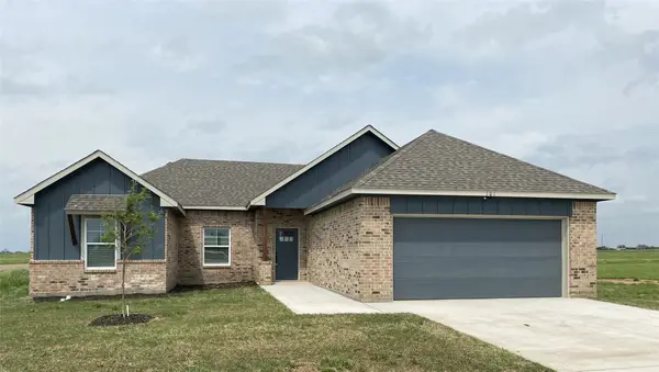 111 Panther Loop, Mabank, TX 75147