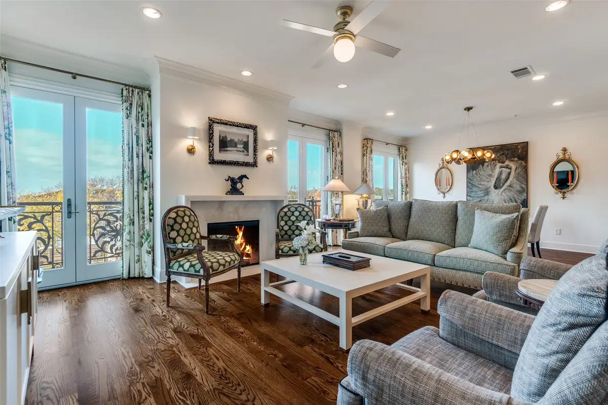 4240 Prescott Avenue #4D, Dallas, TX 75219 - Image #1