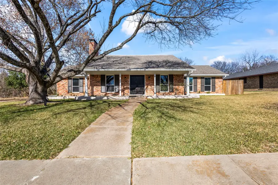 933 Waynelee Drive, Lancaster, TX 75146 - Image #3