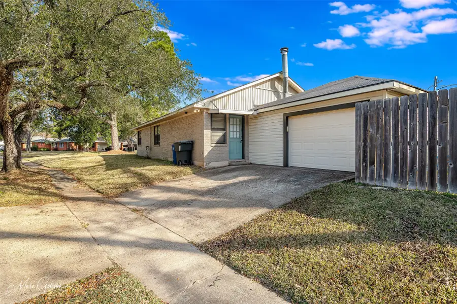 279 Bruce Avenue, Shreveport, LA 71105 - #3