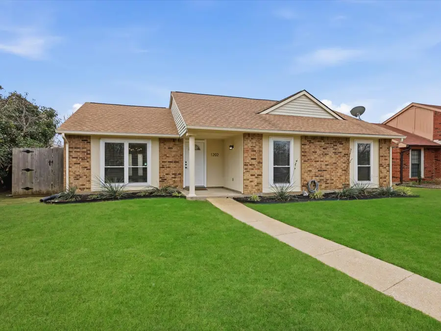 1202 Cherrywood Court, Allen, TX 75002 - Image #2