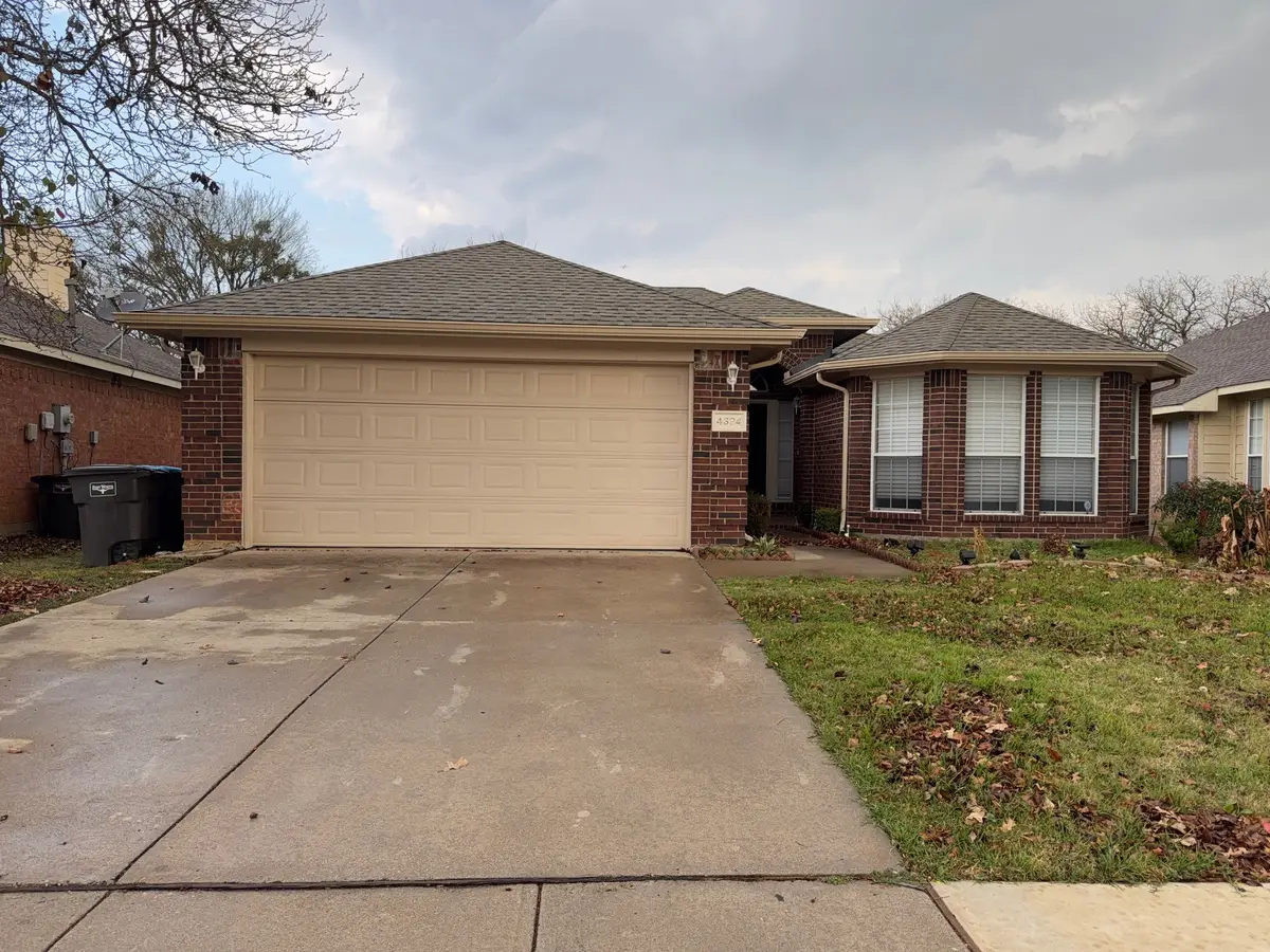 4324 Stone Hollow Way, Euless, TX 76040 - Image #1