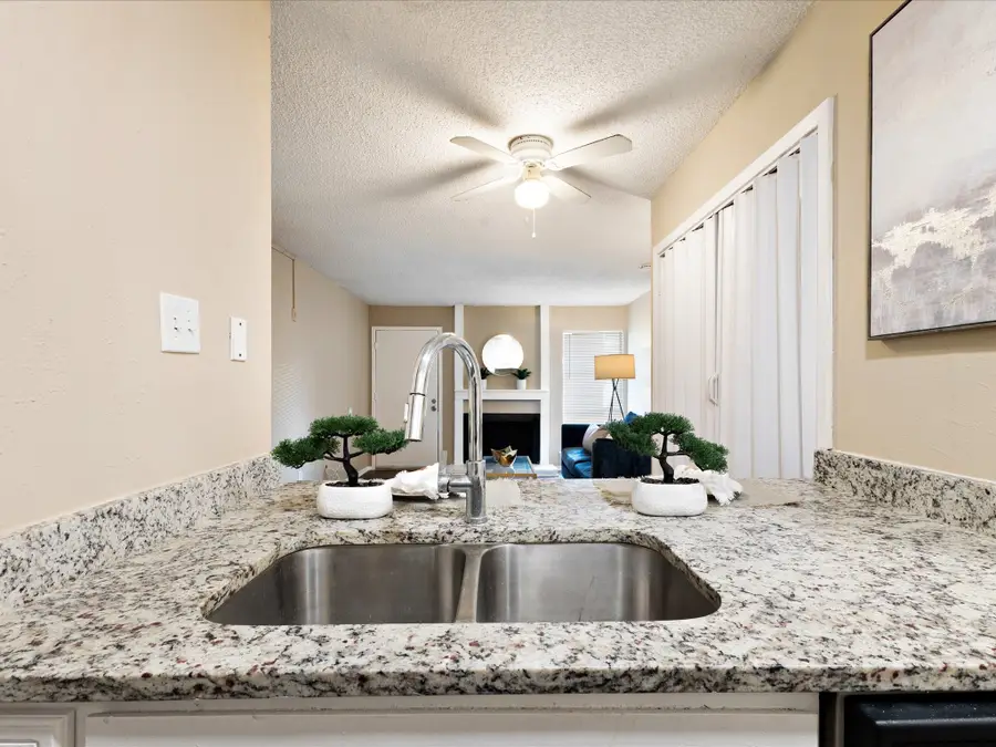 5532 Boca Raton Boulevard #191, Fort Worth, TX 76112 - Image #2