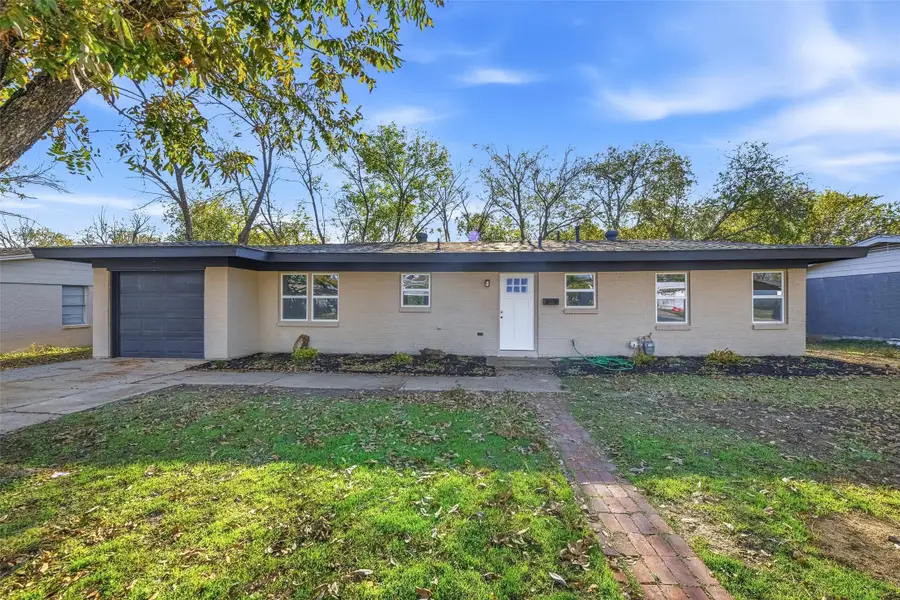 8012 Laura Street, North Richland Hills, TX 76180 - Image #3
