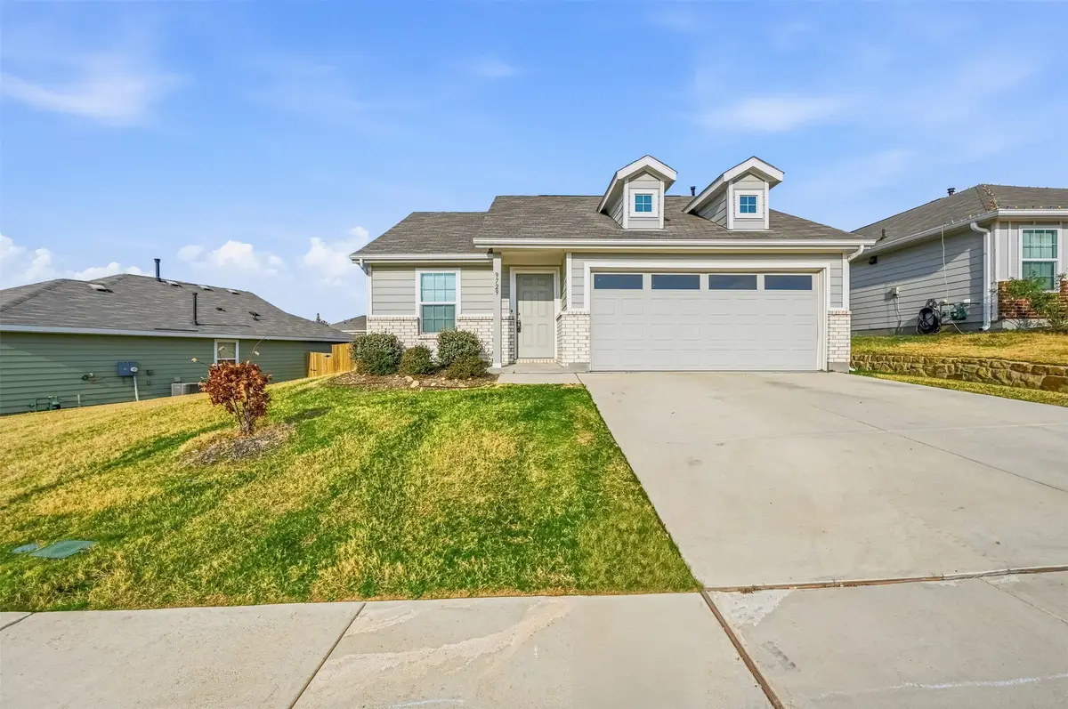 9729 Motley Drive, Fort Worth, TX 76179 - Image #1
