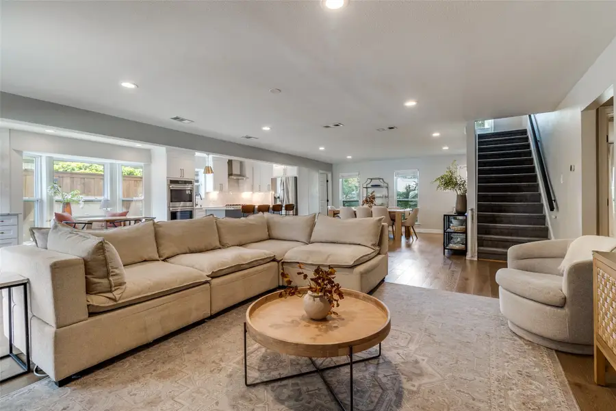 9243 Moss Farm Lane, Dallas, TX 75243 - Image #3