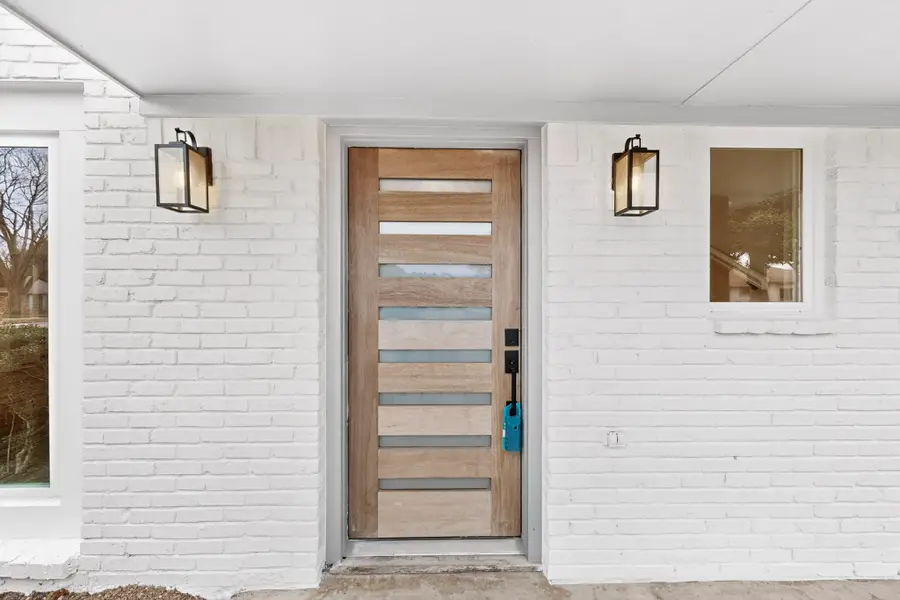 2416 Dalgreen Drive, Plano, TX 75075 - Image #3