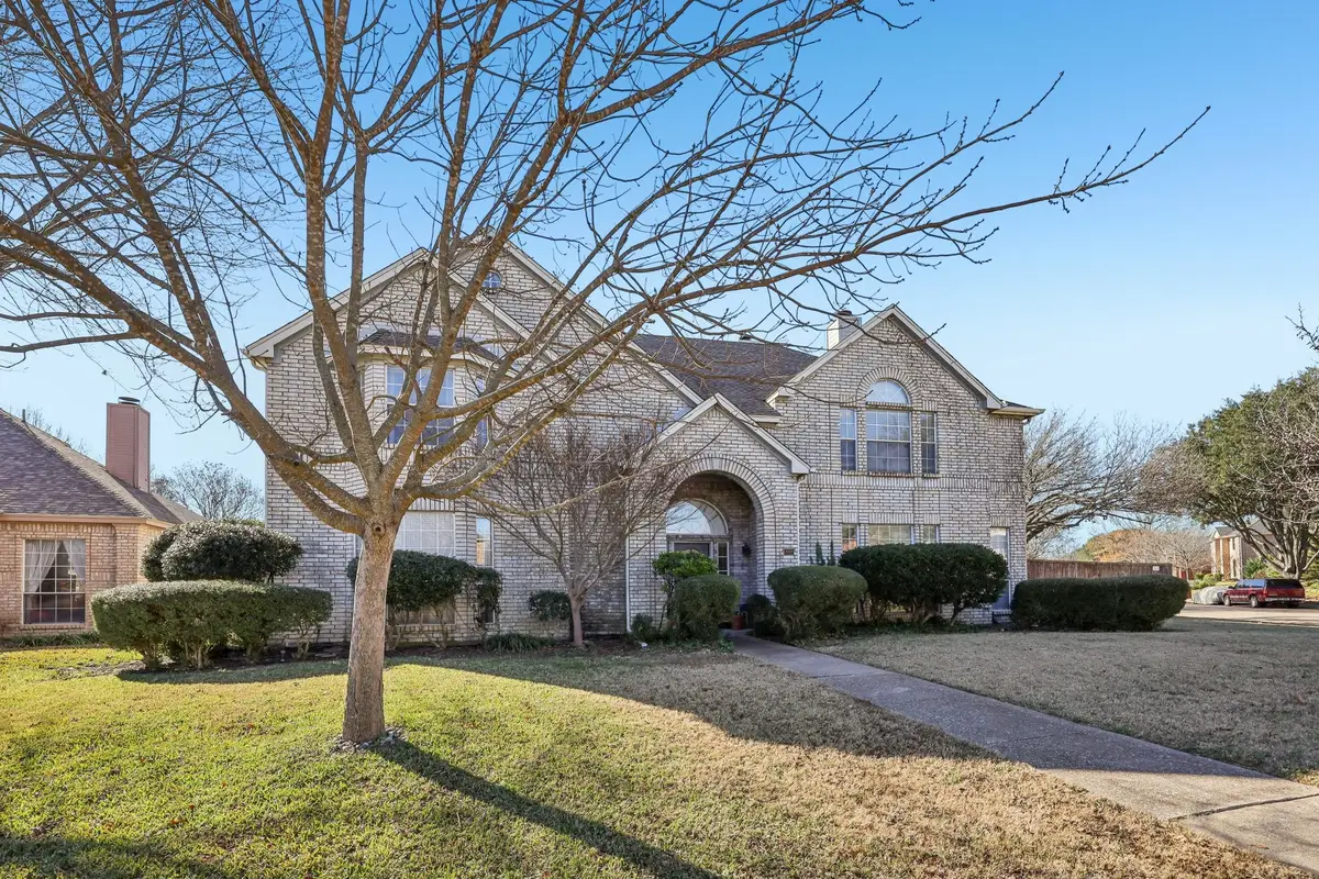 800 Clearlake Drive, Allen, TX 75002 - Image #1