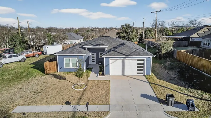 1913 E Myrtle Street, Fort Worth, TX 76104 - Image #2