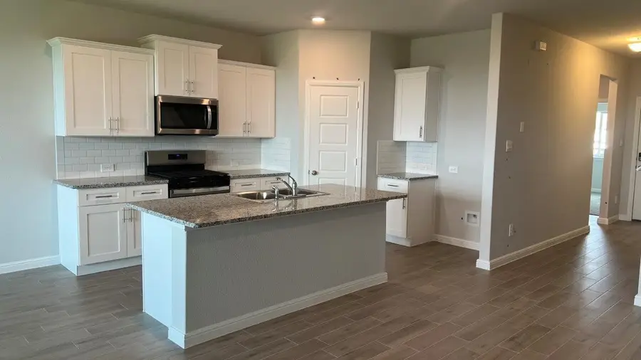 8409 Hollymead Lane, Fort Worth, TX 76131 - Image #2