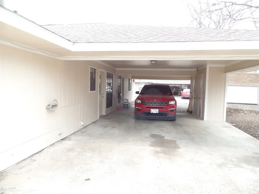 112 Gwendola Drive, McKinney, TX 75071 - Image #2