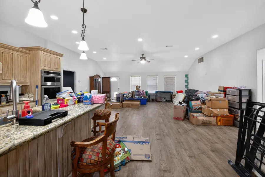 400 N Avenue A, Springtown, TX 76082 - Image #3