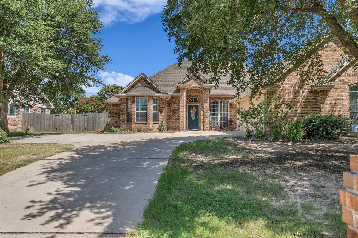 5613 Landsdown Drive, Waco, TX 76708 - Image #1