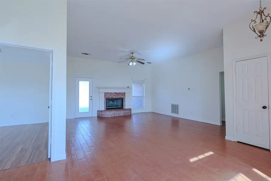 7848 Nine Mile Bridge Road, Fort Worth, TX 76135 - Image #3