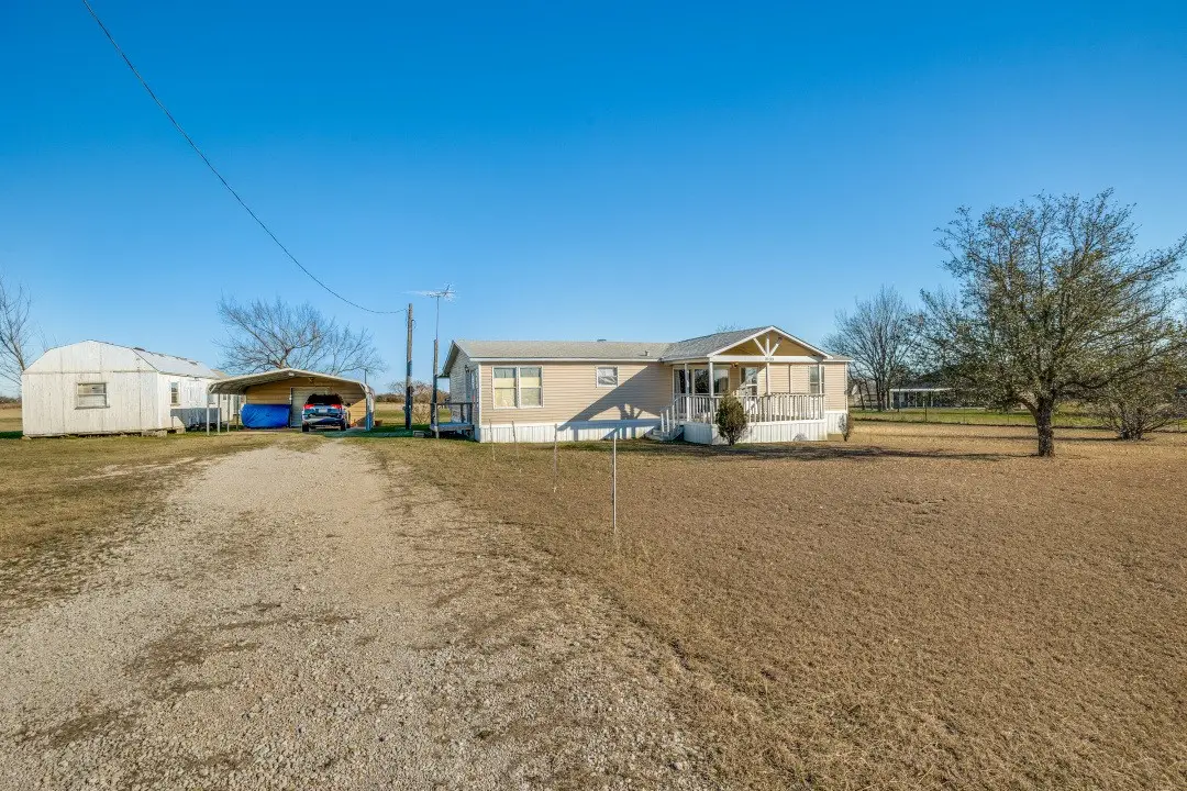 3133 County Road 1105, Celeste, TX 75423 - Image #1