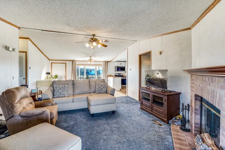 3133 County Road 1105, Celeste, TX 75423 - Image #3