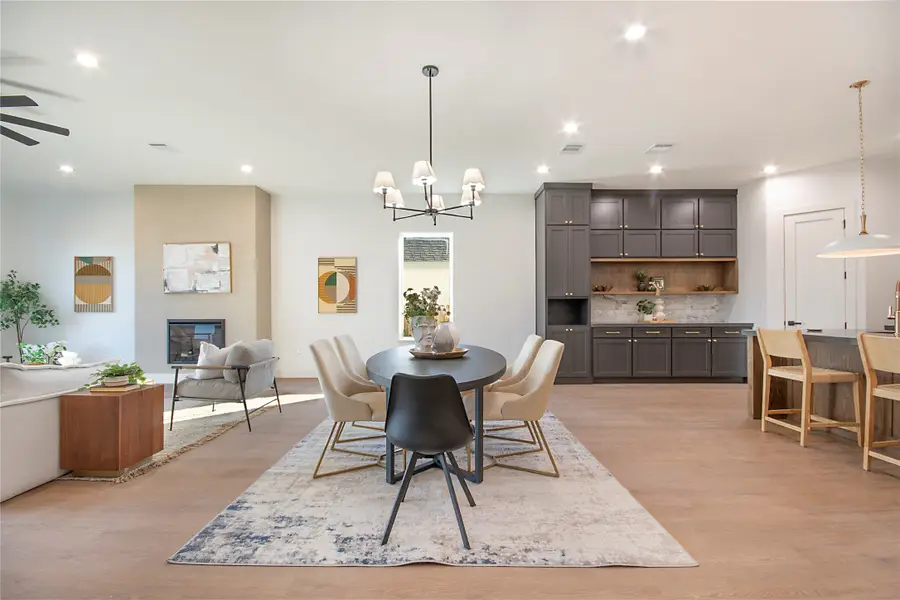 3910 Vineyard Drive, Dallas, TX 75212 - Image #2