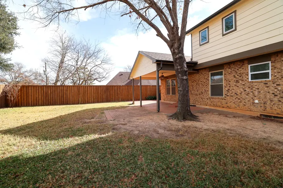 4905 Thorncliffe Drive, Arlington, TX 76016 - Image #3