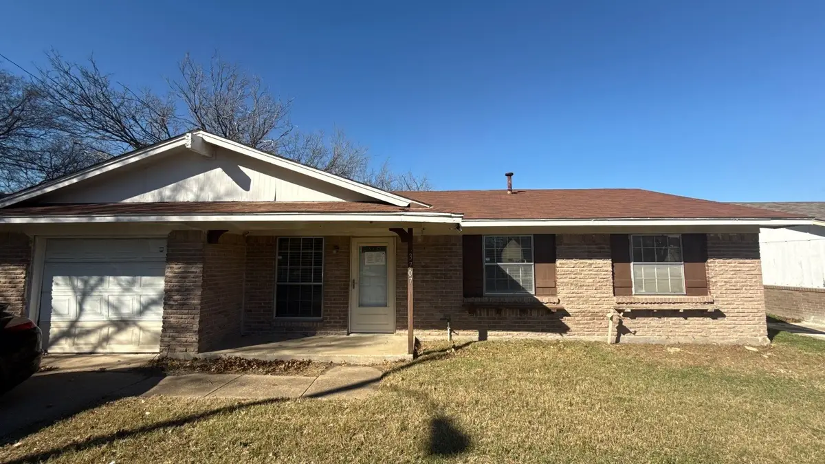 3707 Pacesetter Drive, Dallas, TX 75241 - Image #1