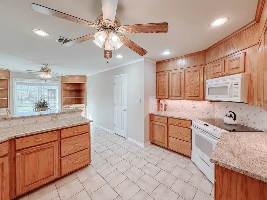 251 Fcr 1171, Fairfield, TX 75840 - Image #2