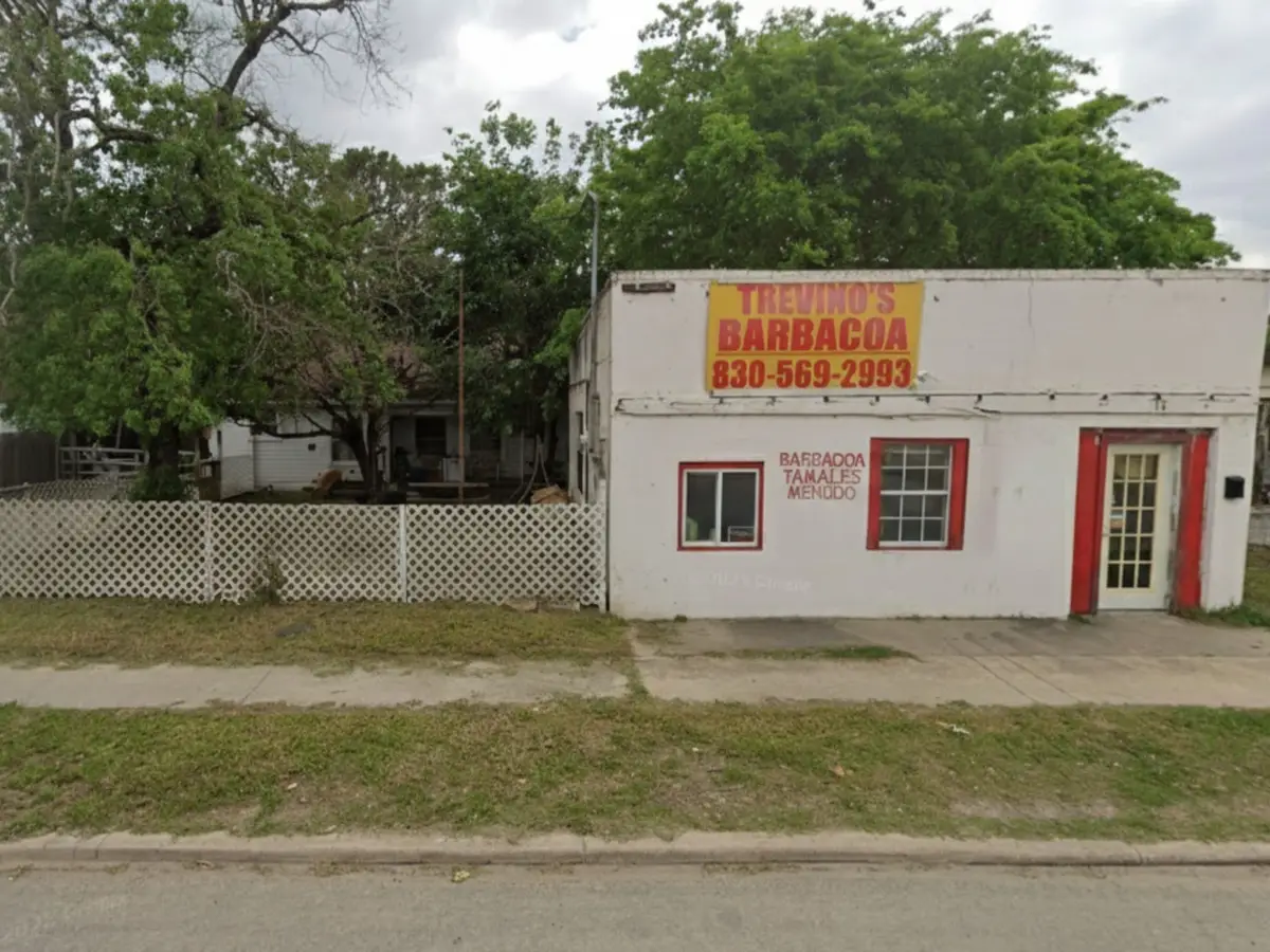 516 Commerce Street, Pleasanton, TX 78064 - Image #1