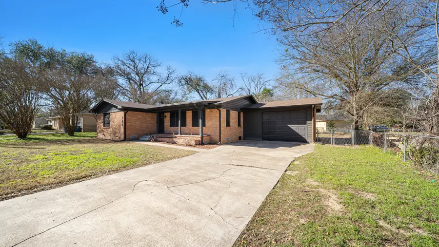 104 Joe Prince Drive, Athens, TX 75751 - Image #2