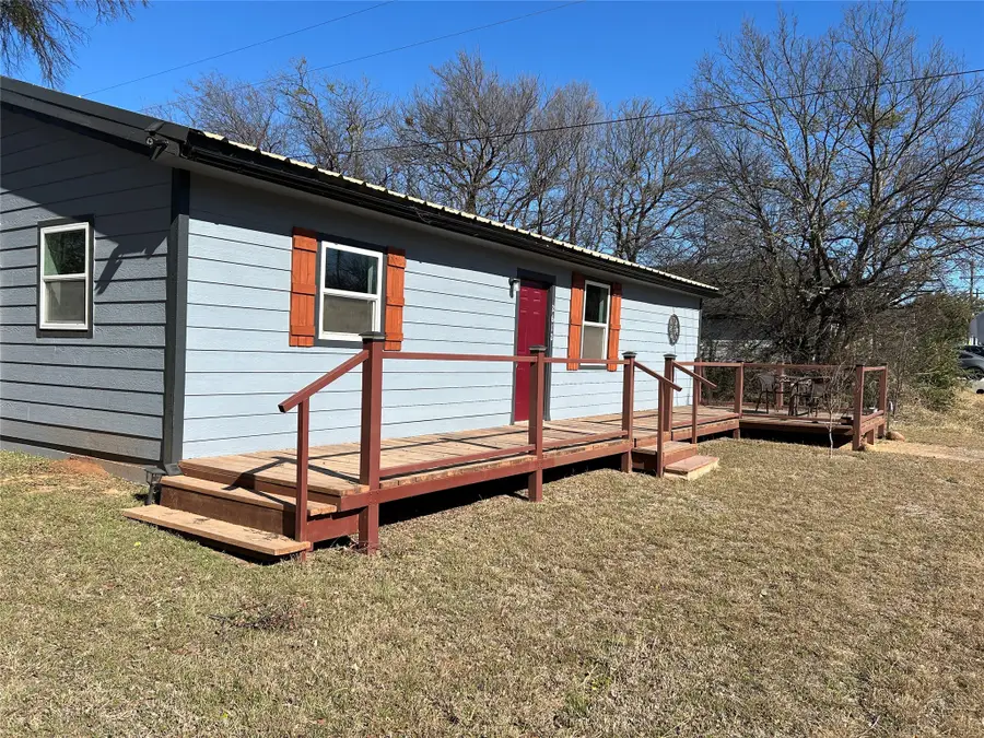 2612 S Oak Trail, Granbury, TX 76048 - Image #3