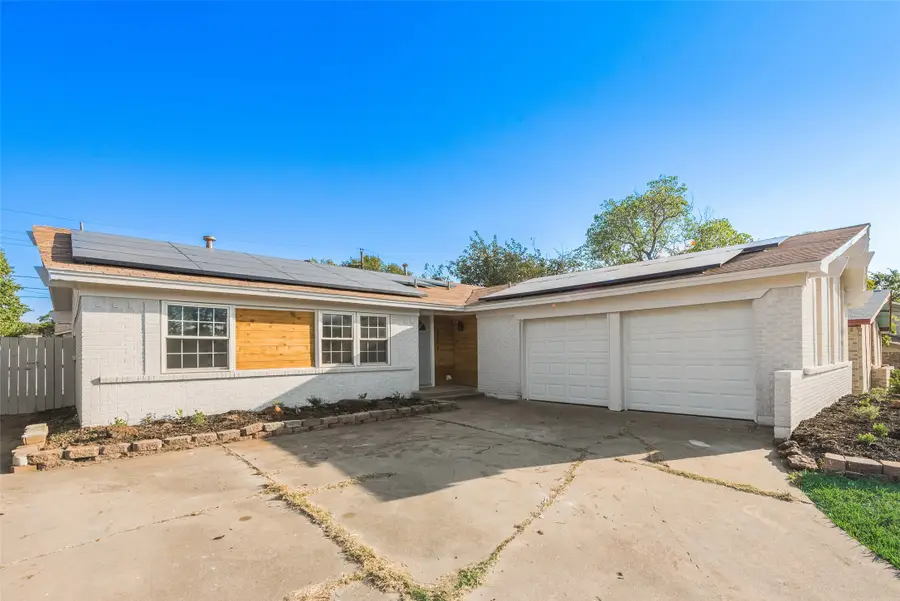 4117 Spokane Street, Irving, TX 75062 - Image #2