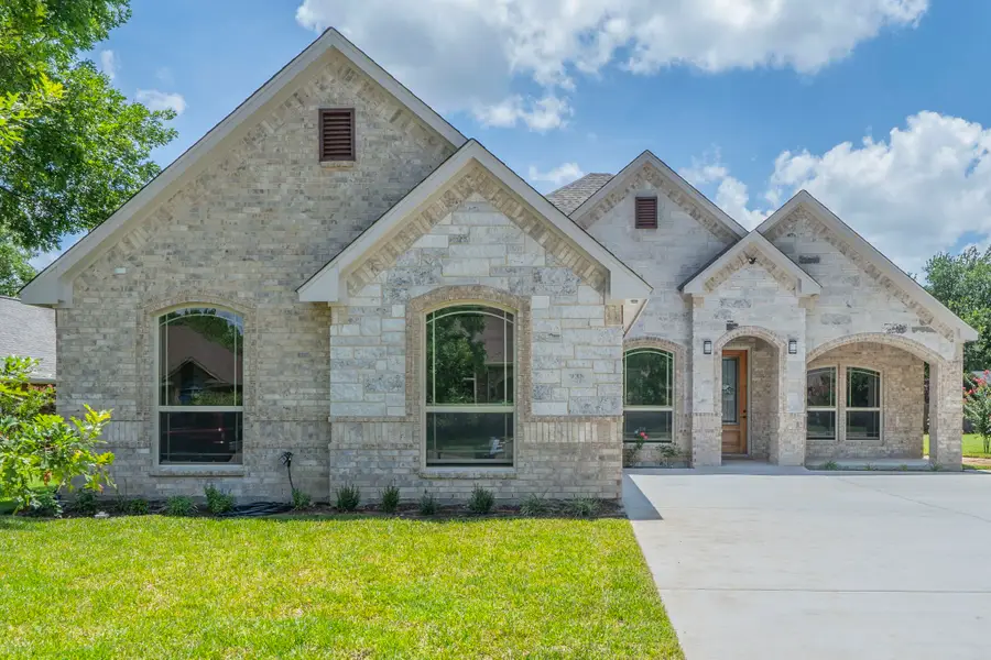 938 Fairway Drive, Duncanville, TX 75137 - #2