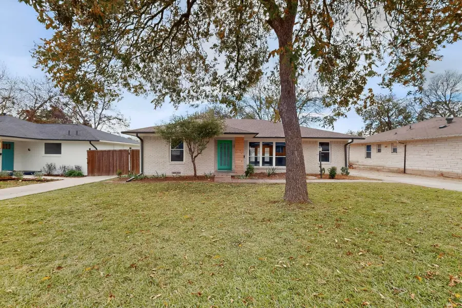 2812 San Medina Avenue, Dallas, TX 75228 - Image #2