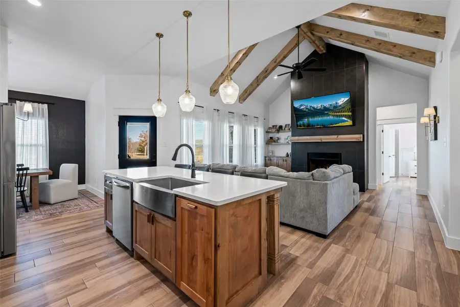 1025 Bermes Court, Weatherford, TX 76087 - Image #3